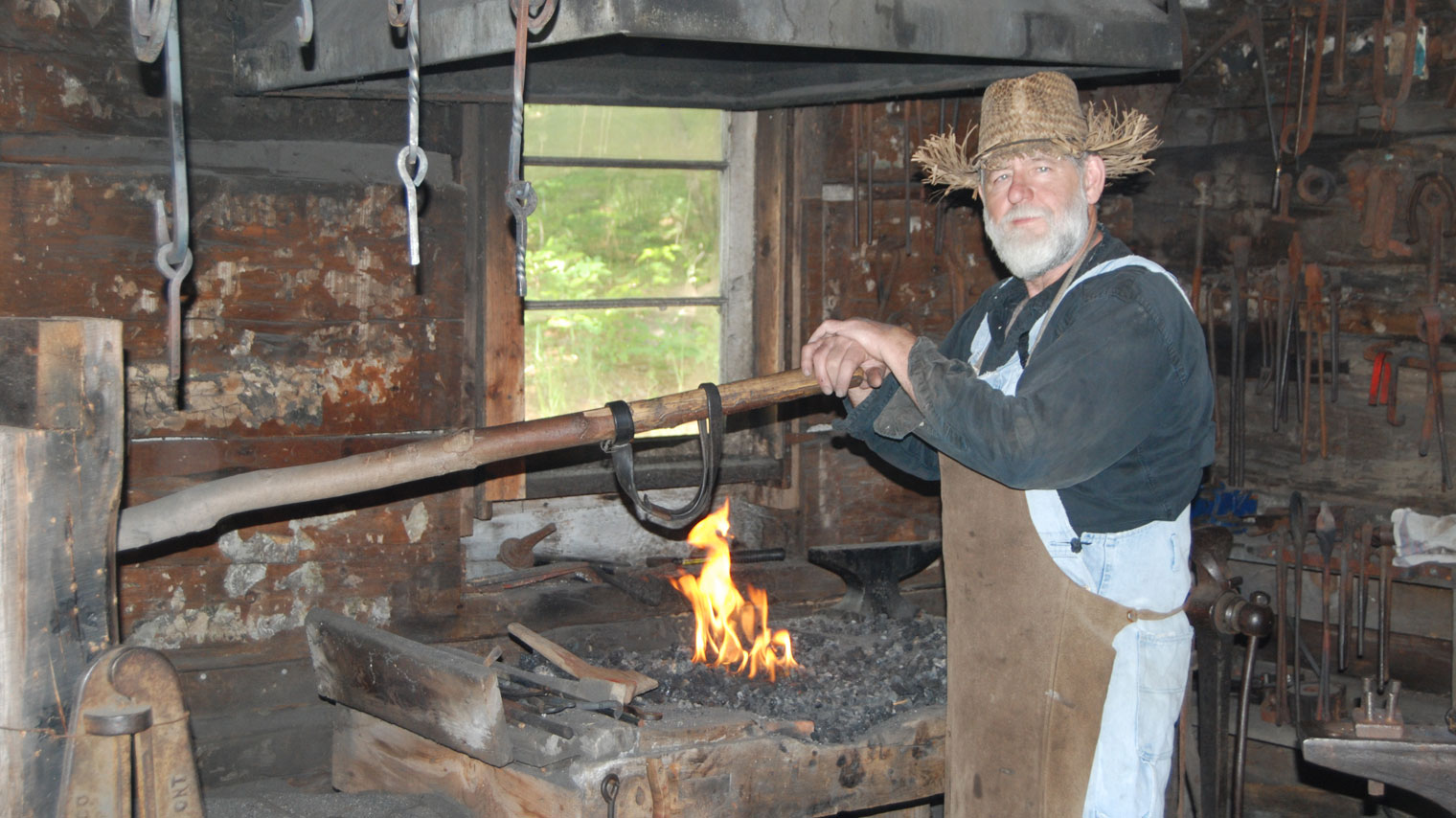 Travel back in time at Muskoka Heritage Place - Muskoka Tourism