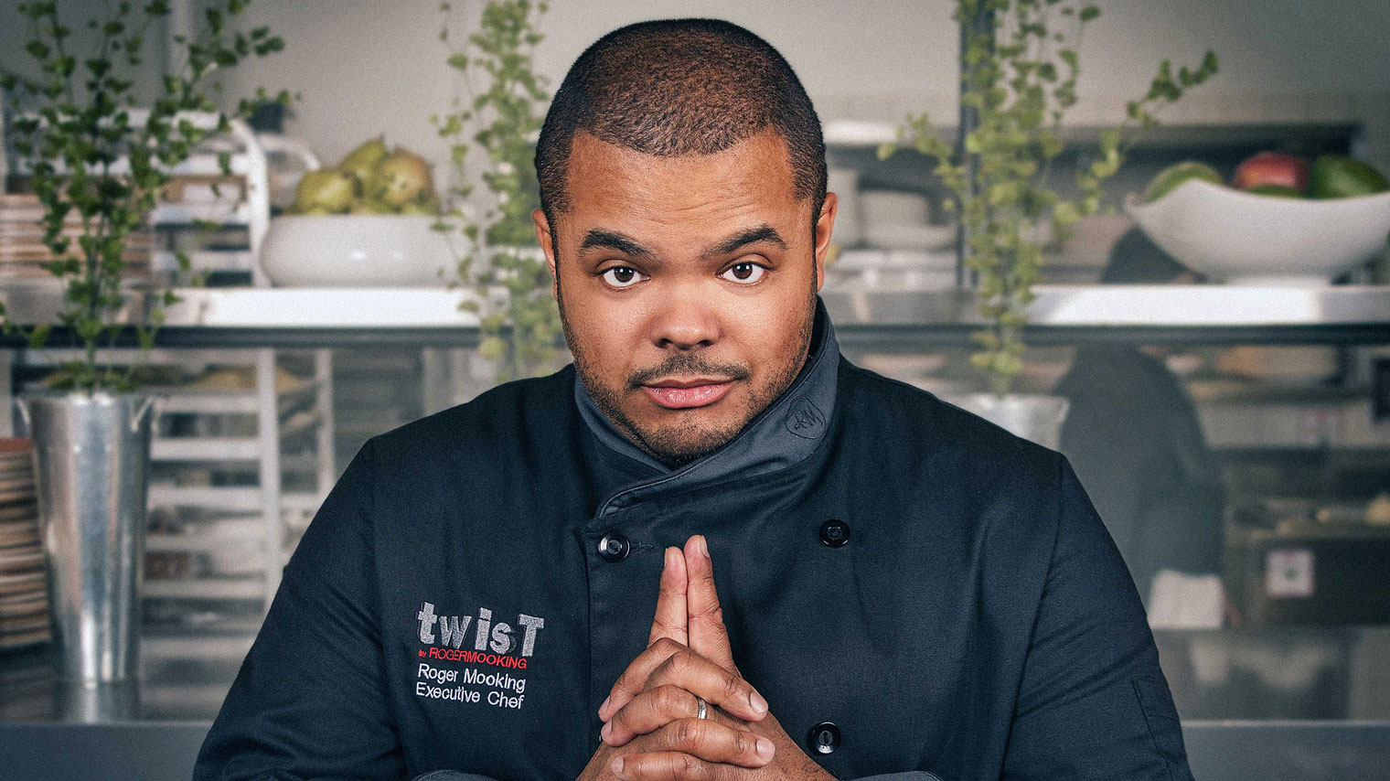 Si chef. Roger Mooking.